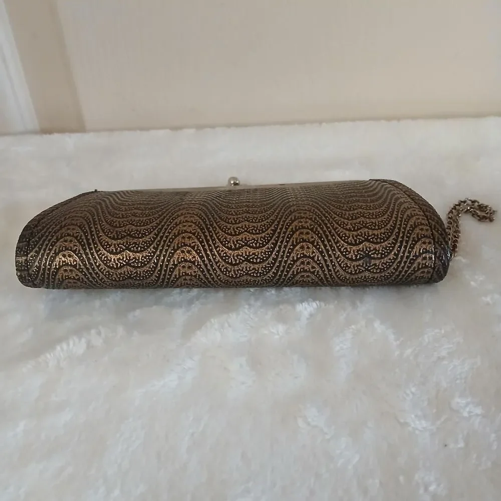 Vintage MCM gold & black coin purse kiss lock closure chain strap retro glam